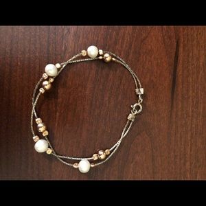 Pearl bracelet